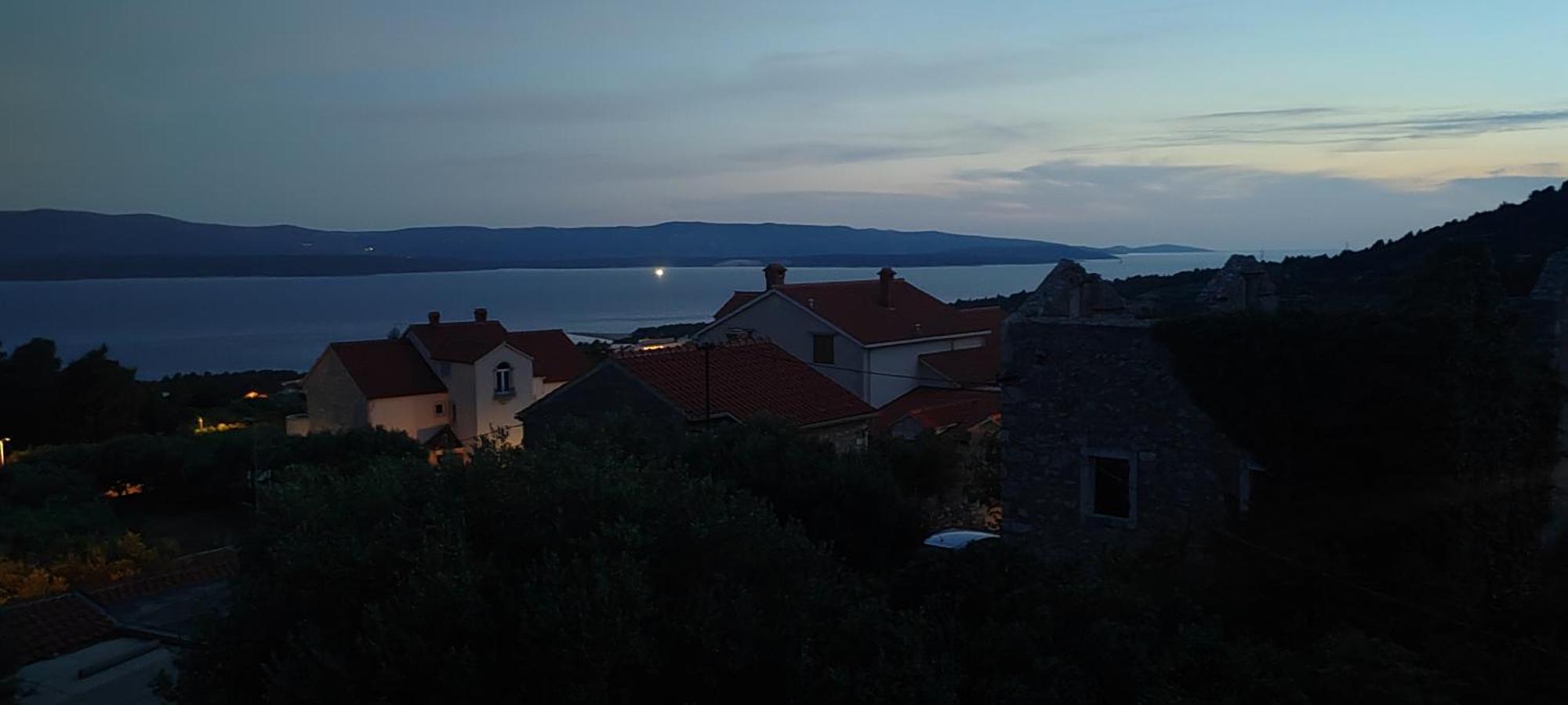 Apartman Bernardica Bol Exterior foto