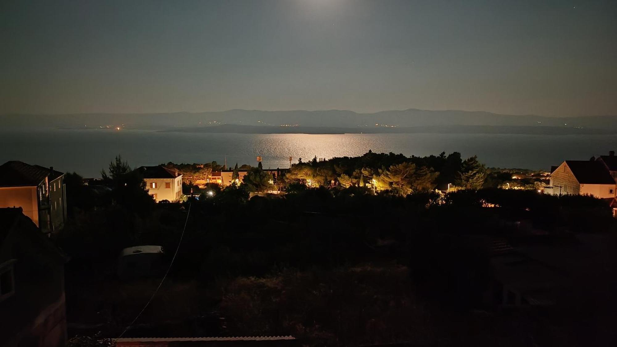 Apartman Bernardica Bol Exterior foto